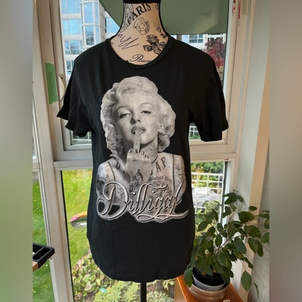 DILLIGAF tattooed Marilyn Monroe shirt, women’s size Medium (178)